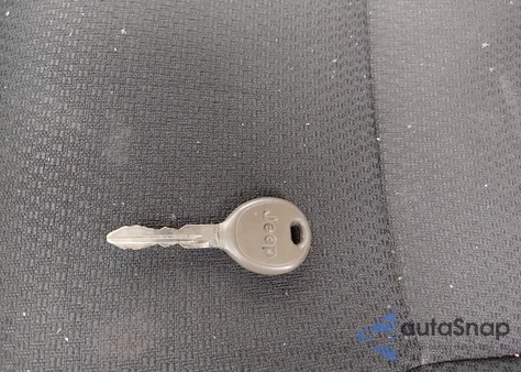 2002 Jeep Grand Cherokee Laredo from USA, damaged, VIN 1J4GW48S42C166236